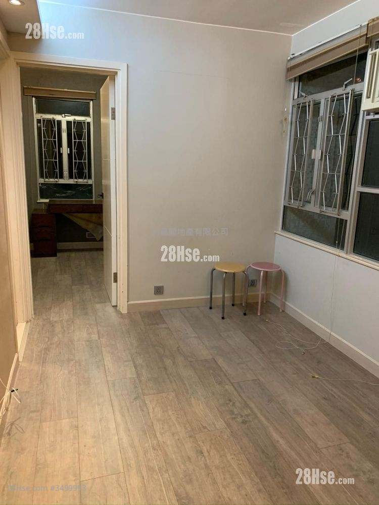City One Shatin Sell 1 Bedroom 327 ft² ( 30.4 m² )