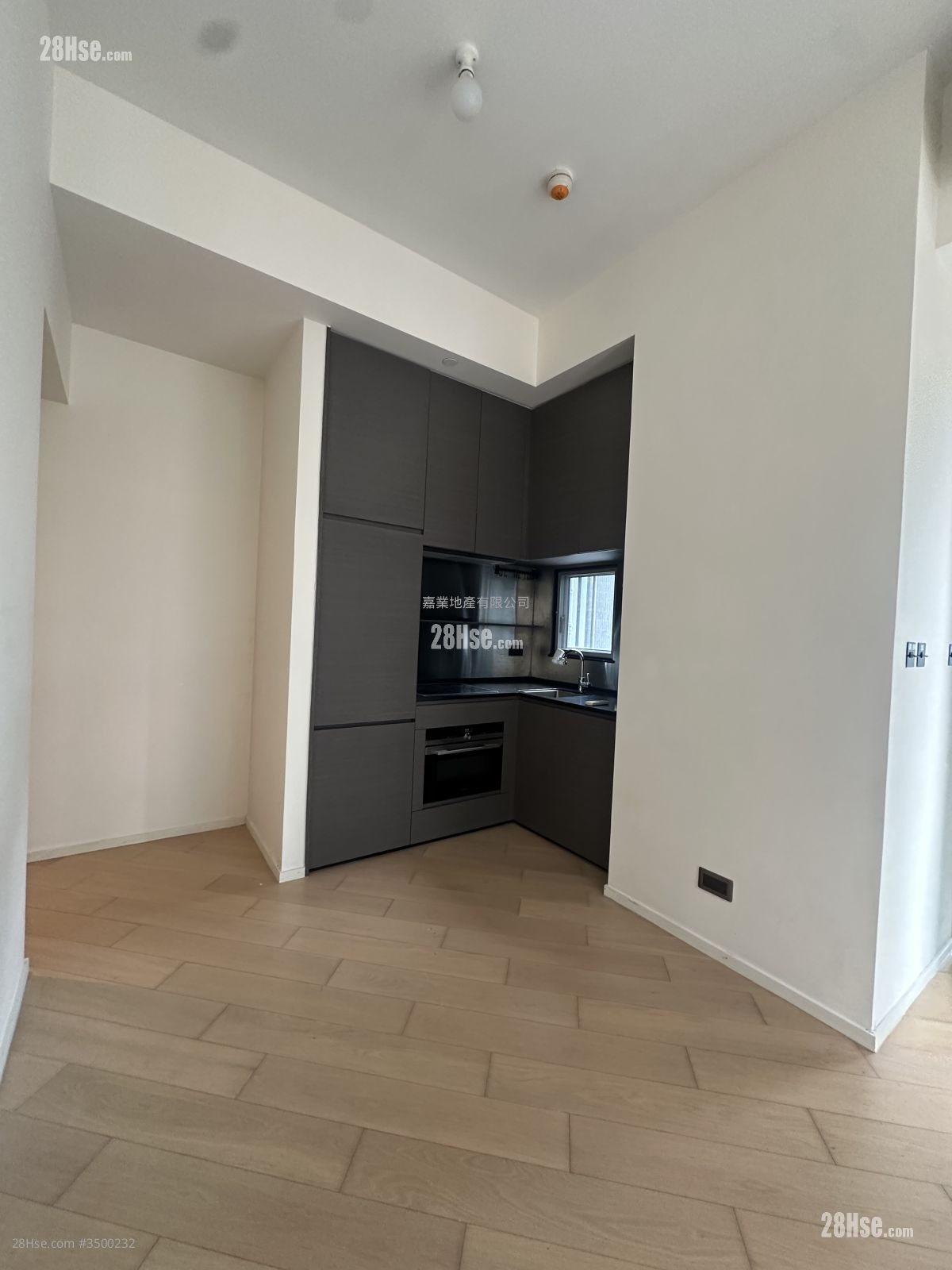 Artisan House Rental 2 Bedrooms , 1 Bathroom 462 ft² ( 42.9 m² )