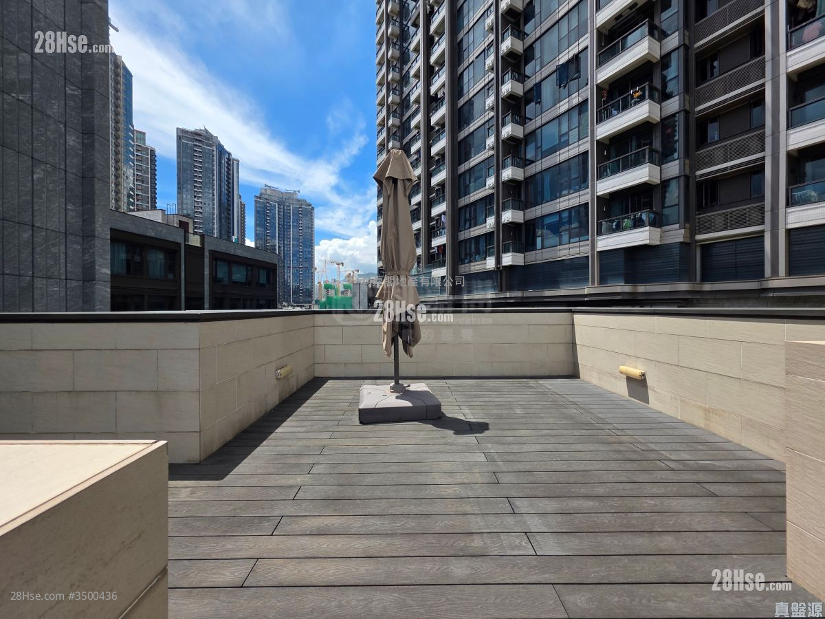 Vibe Centro Rental 3 Bedrooms , 2 Bathrooms 1,206 ft² ( 112.0 m² )