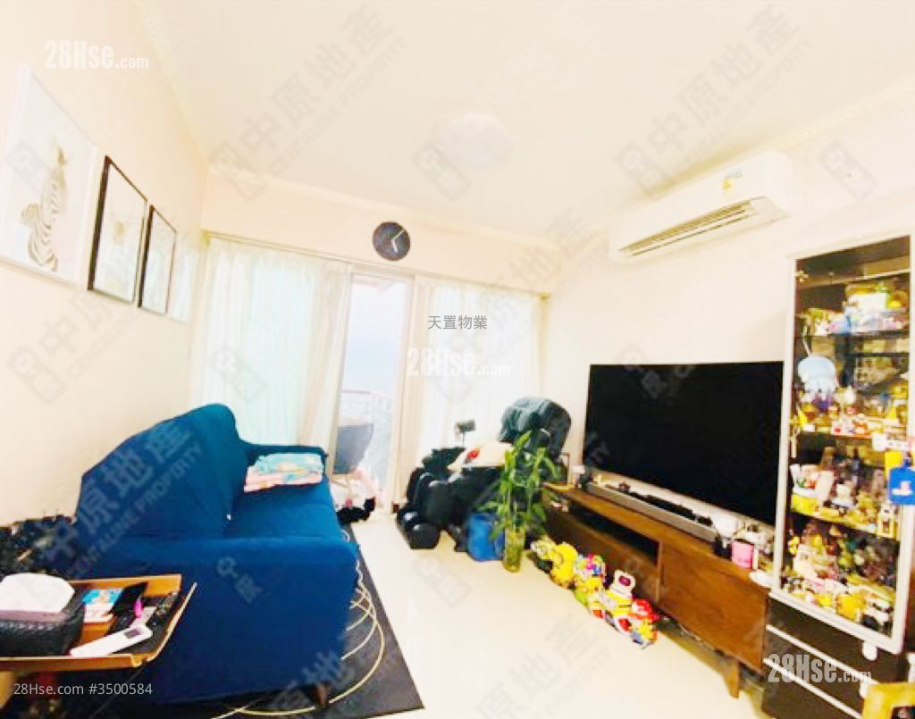 South Hillcrest Rental 2 Bedrooms 572 ft² ( 53.1 m² )
