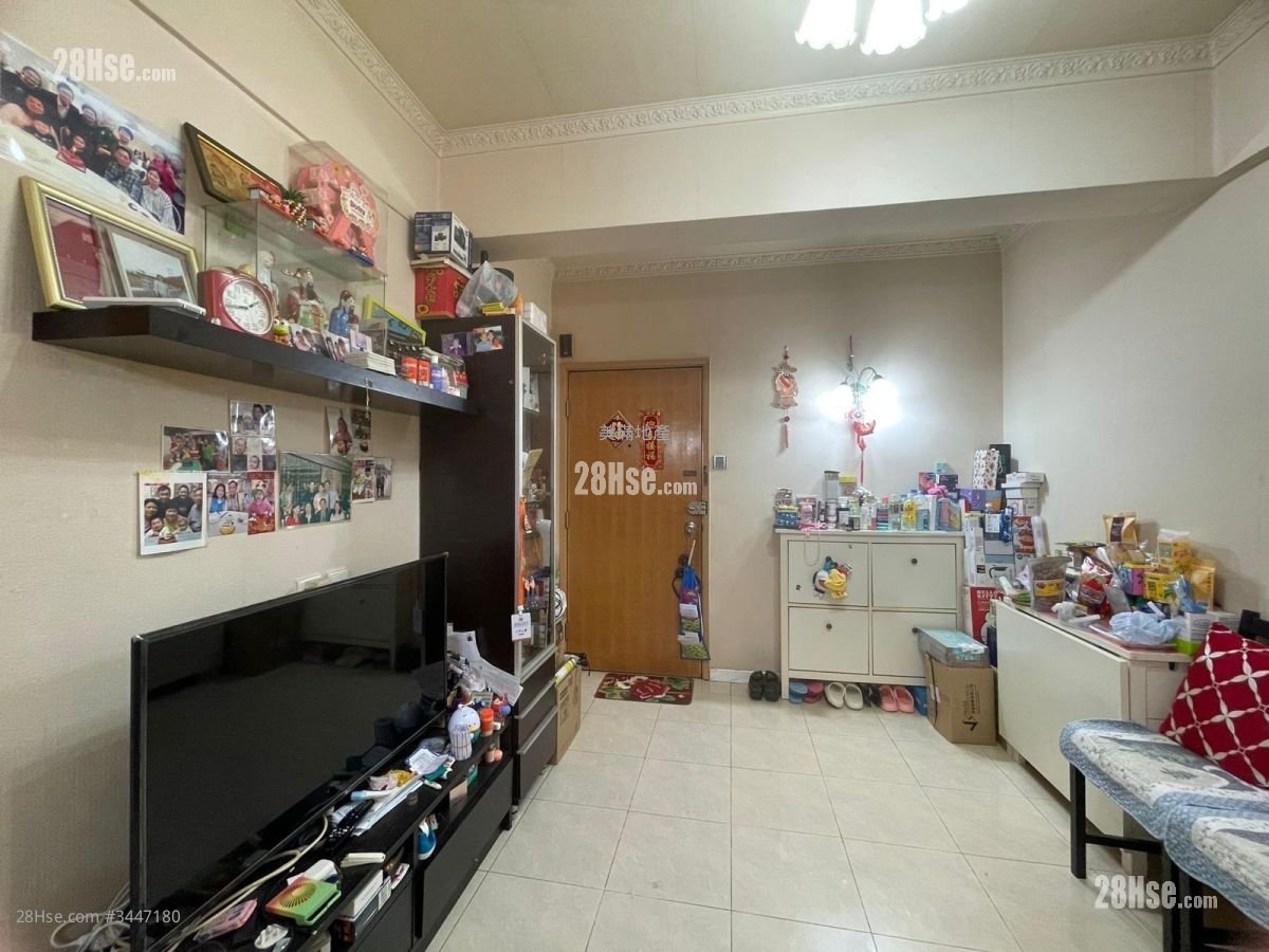 True Light Building Sell 2 Bedrooms , 1 Bathroom 327 ft² ( 30.4 m² )