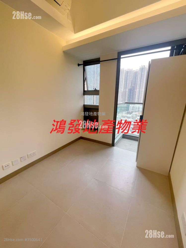 Ava228 Sell Studio , 1 Bathroom 155 ft² ( 14.4 m² )