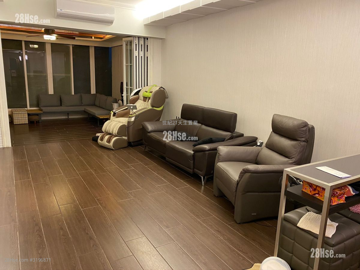 Seasons Villas Sell 3 Bedrooms , 2 Bathrooms 1,117 ft² ( 103.8 m² )