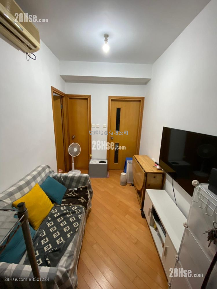 Yau On Court Sell 2 Bedrooms , 1 Bathroom 318 ft² ( 29.5 m² )