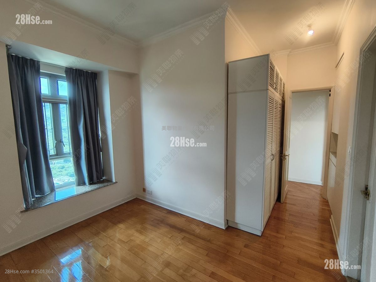 The Cairnhill Rental 1,158 ft² ( 107.6 m² )