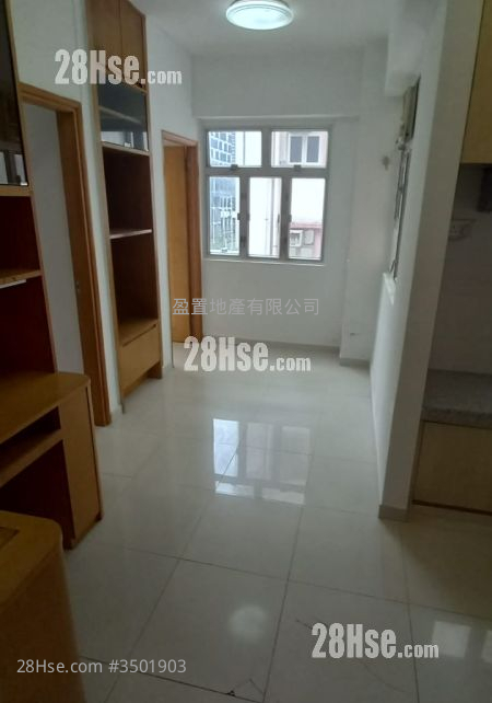 229-231 Lockhart Road Sell 2 Bedrooms 324 ft² ( 30.1 m² )