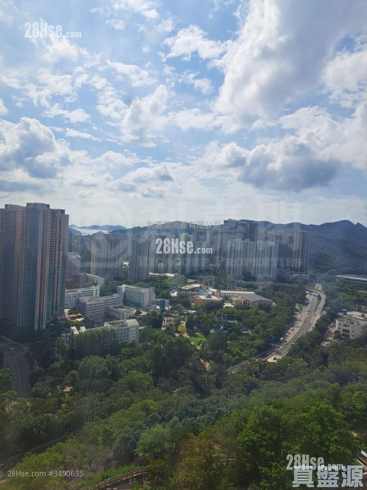 Hong Sing Garden Sell 2 Bedrooms , 1 Bathroom 450 ft² ( 41.8 m² )