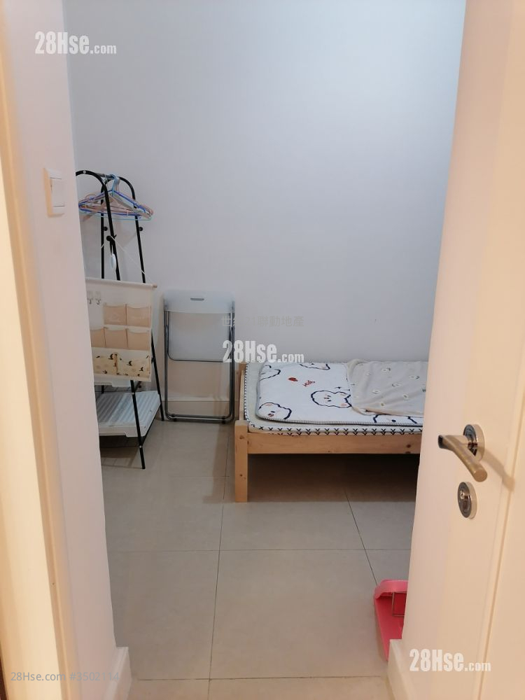 The Capitol Rental 3 Bedrooms , 2 Bathrooms 668 ft² ( 62.1 m² )