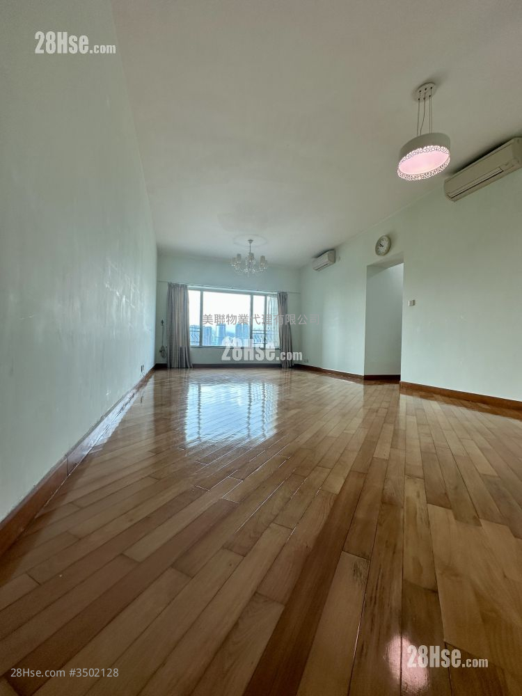 Sorrento Rental 3 Bedrooms , 3 Bathrooms 1,046 ft² ( 97.2 m² )