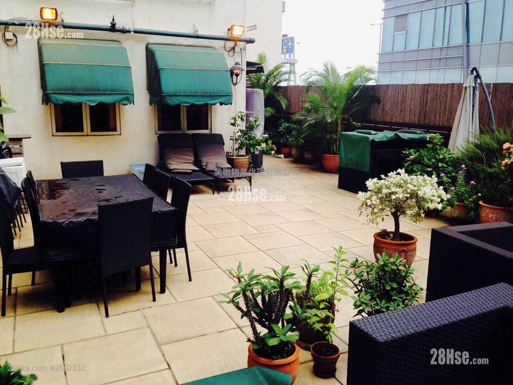 Fung Shing Building Sell Studio , 1 Bathroom 381 ft² ( 35.4 m² )