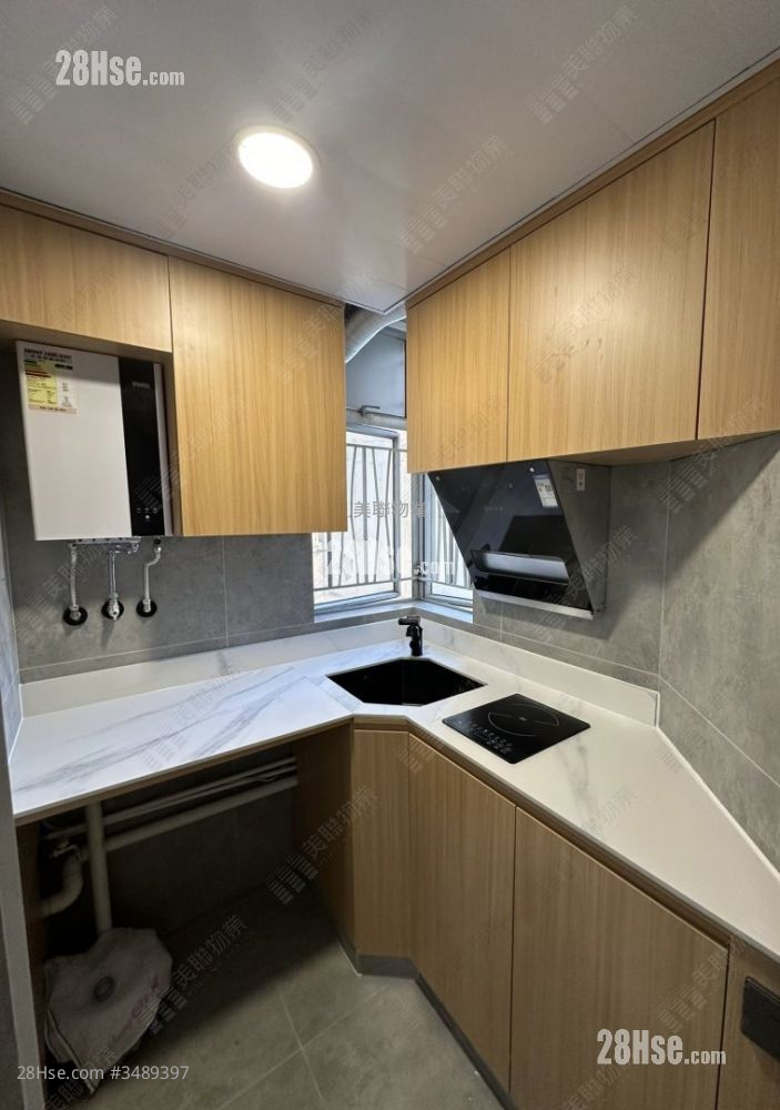 Hin Ming Court Sell 1 Bathroom 213 ft² ( 19.8 m² )