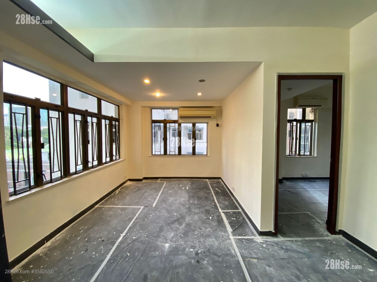 Wong Tat Wing Court Rental 3 Bedrooms , 1 Bathroom 670 ft² ( 62.2 m² )