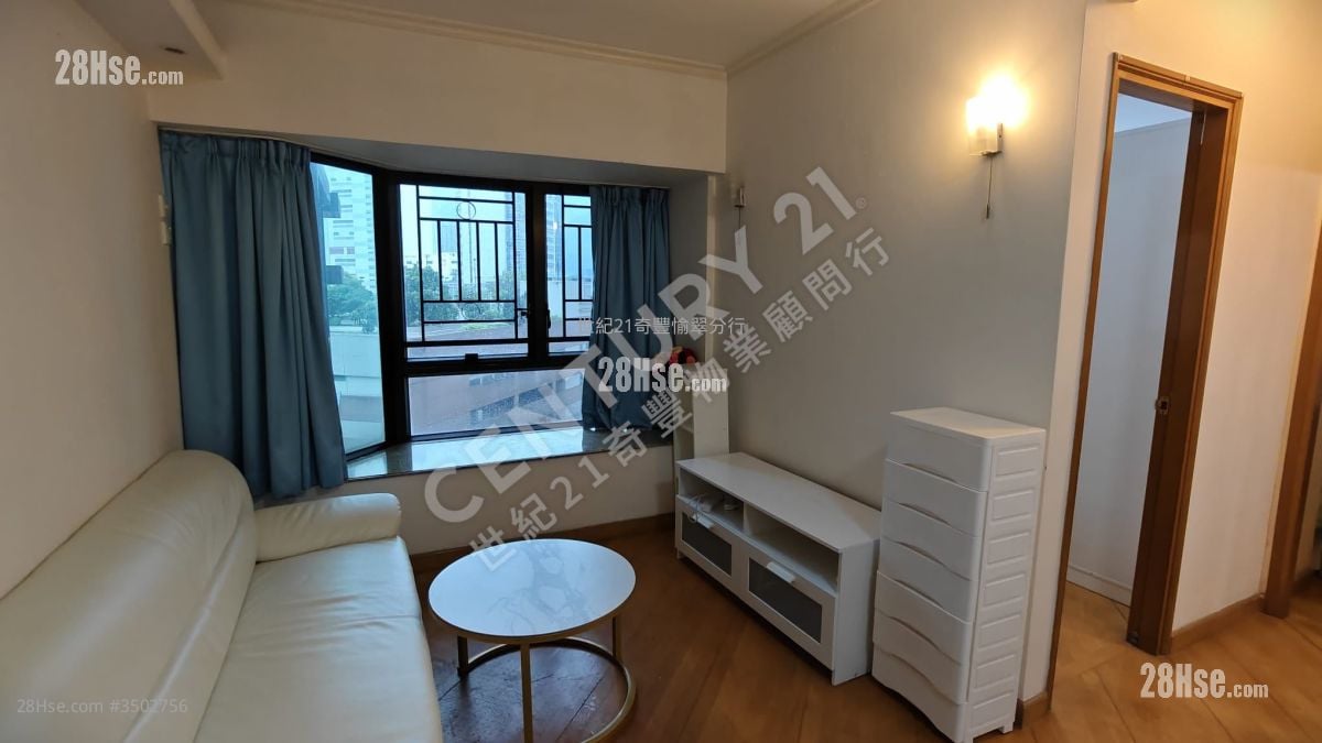 Prima Villa Rental 2 Bedrooms , 1 Bathroom 414 ft² ( 38.5 m² )