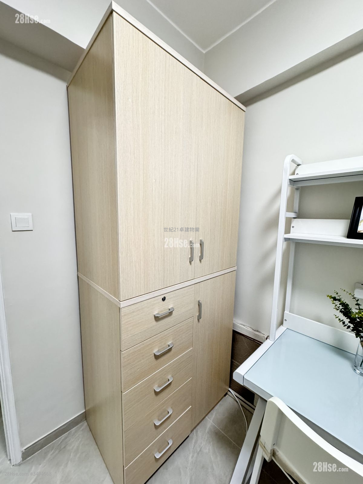 Kim Tak Building Rental 1 Bedroom , 2 Bathrooms 120 ft² ( 11.1 m² )