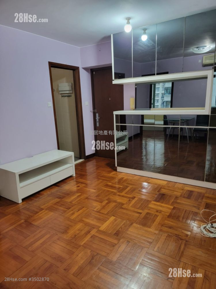 The Sorentino Sell 2 Bedrooms , 1 Bathroom 447 ft² ( 41.5 m² )