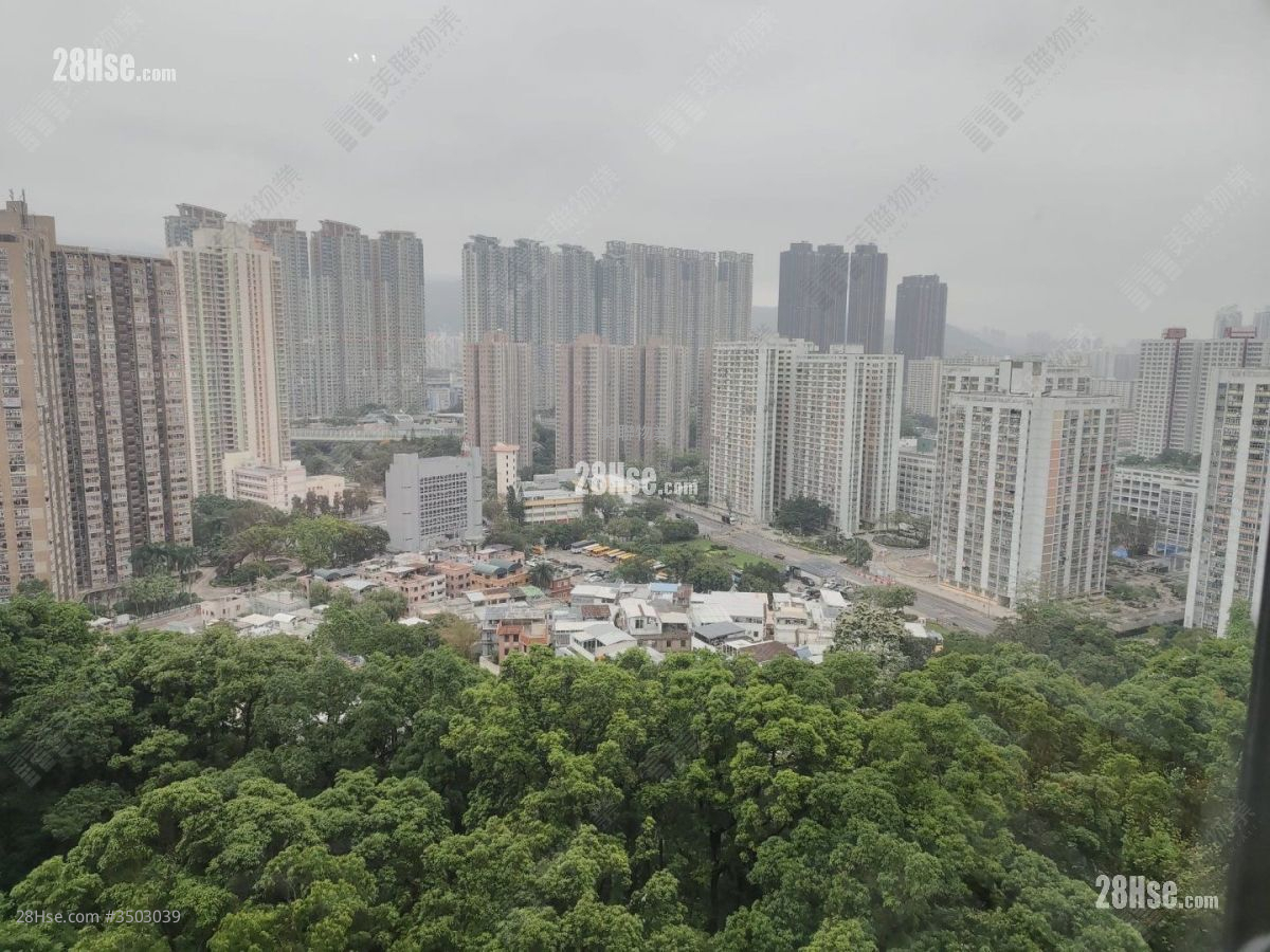 Parc Royale Sell 3 Bedrooms 942 ft² ( 87.5 m² )