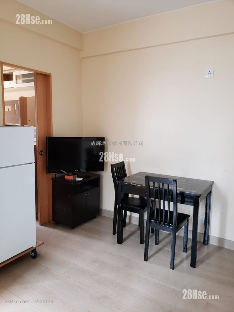 Arts Mansion Sell 2 Bedrooms , 1 Bathroom 290 ft² ( 26.9 m² )