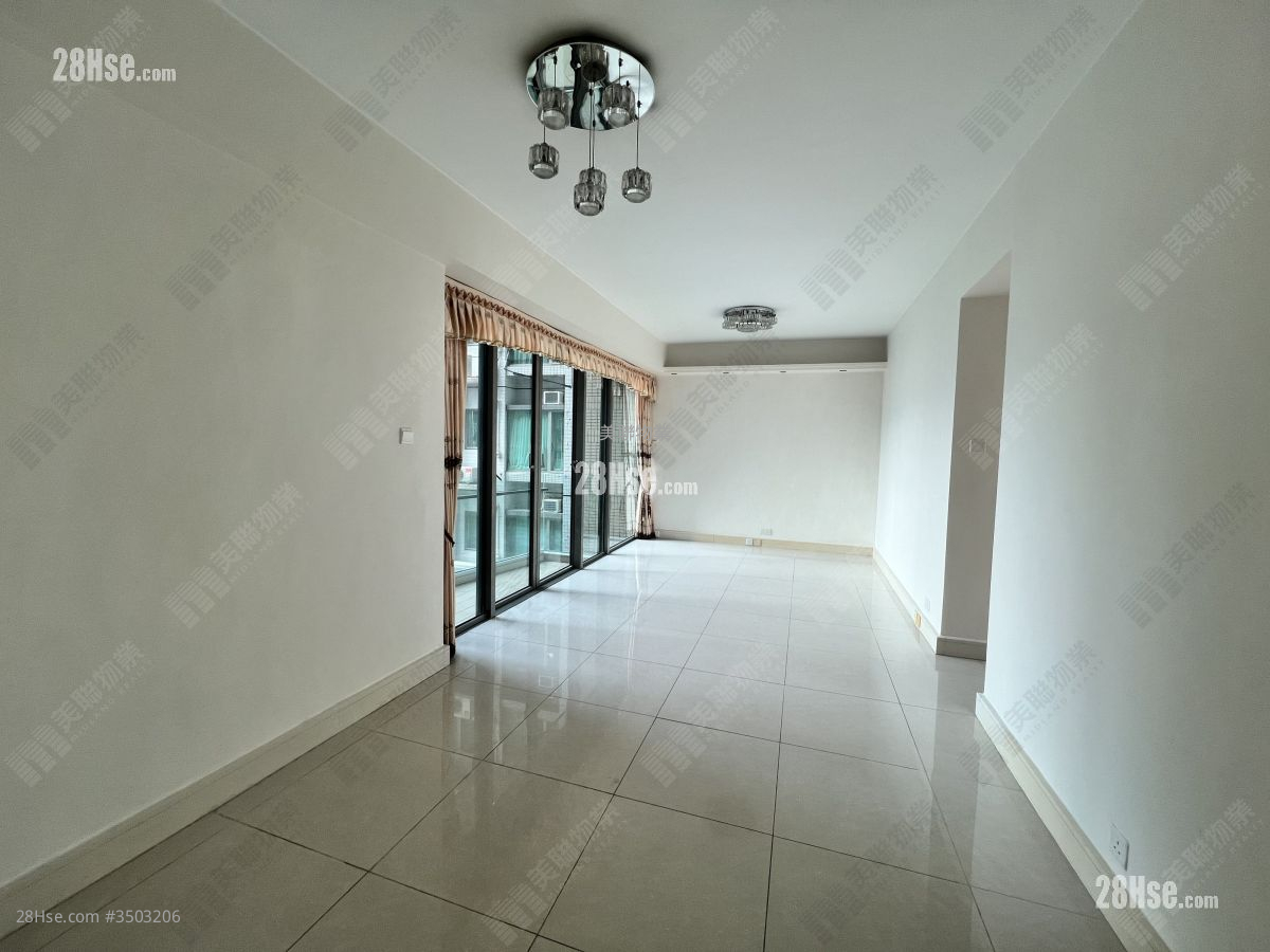 Sausalito Rental 3 Bedrooms , 2 Bathrooms 701 ft² ( 65.1 m² )