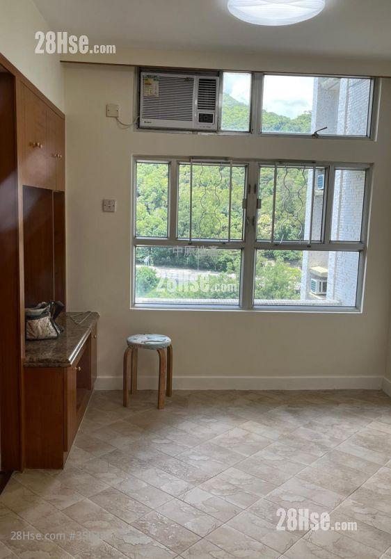 Mei Chung Court Rental 2 Bedrooms , 1 Bathroom 401 ft² ( 37.3 m² )