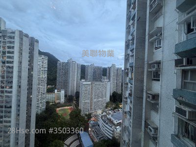 Kam Hay Court Sell 3 Bedrooms , 1 Bathroom 554 ft² ( 51.5 m² )