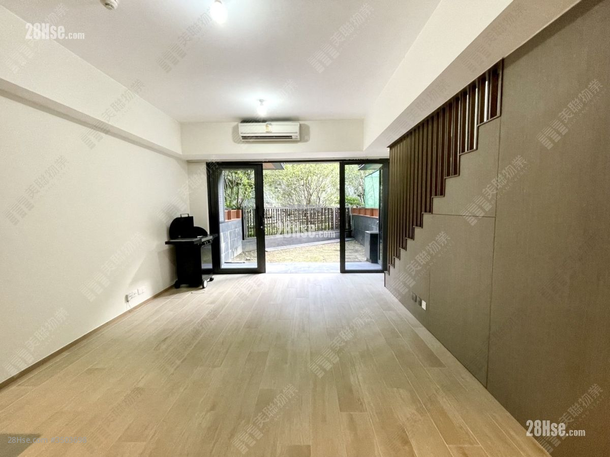 The Met. Acappella Sell 2 Bedrooms , 2 Bathrooms 783 ft² ( 72.7 m² )