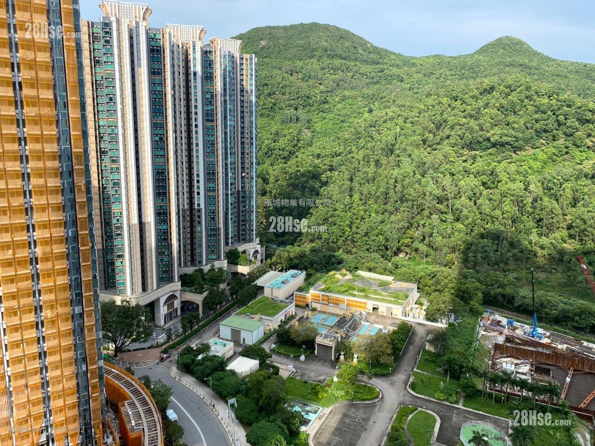 La Splendeur Of Le Prestige Rental 4 Bedrooms , 3 Bathrooms 1,001 ft² ( 93.0 m² )