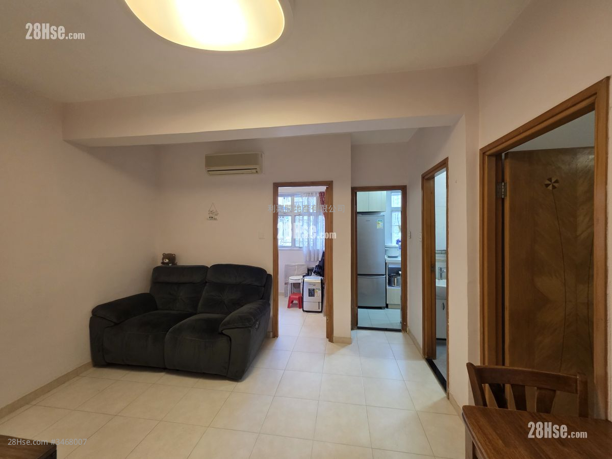 Shiu King Building Sell 2 Bedrooms 388 ft² ( 36.0 m² )