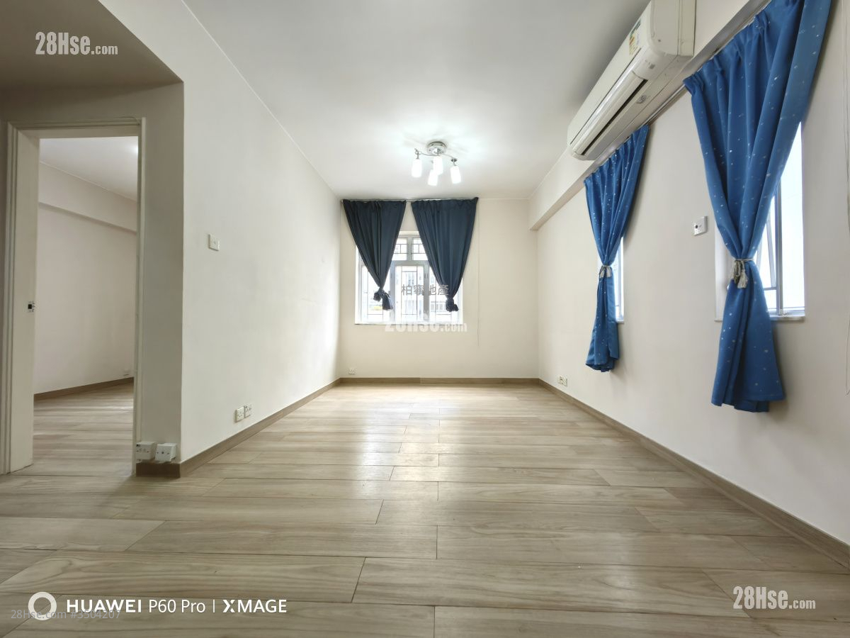 Pearl City Mansion Rental 2 Bedrooms , 1 Bathroom 563 ft² ( 52.3 m² )