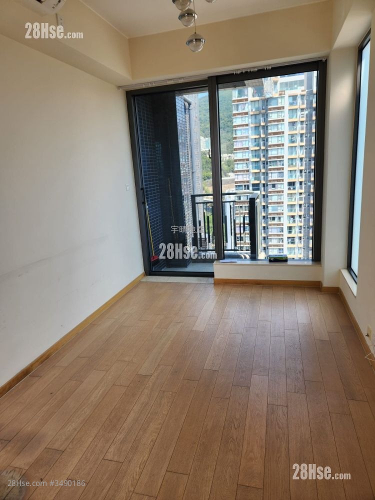 The Ascent Rental 2 Bedrooms , 1 Bathroom 458 ft² ( 42.5 m² )