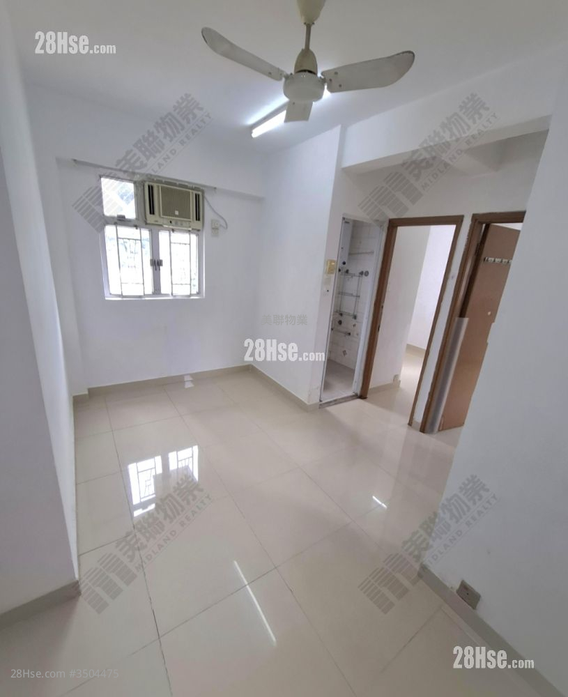 Kwai Cheung Building Rental 2 Bedrooms 338 ft² ( 31.4 m² )