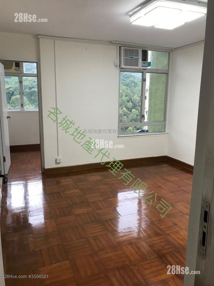 May Shing Court Sell 381 ft² ( 35.4 m² )