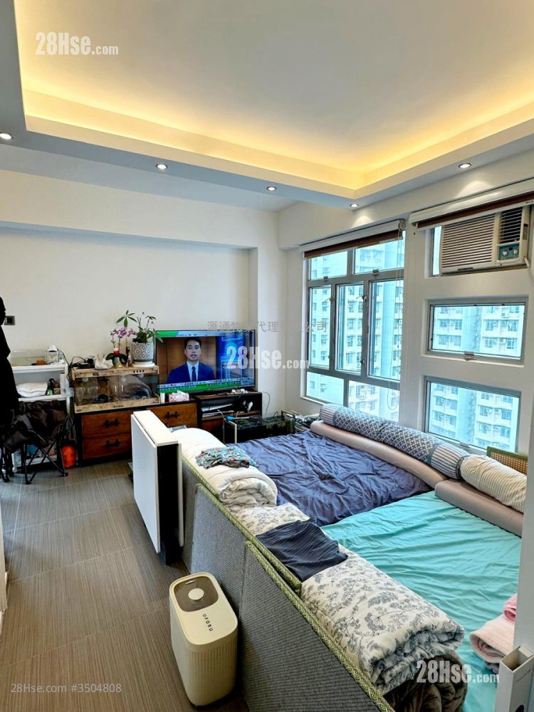 Lee Ga Building Sell Studio , 1 Bathroom 277 ft² ( 25.7 m² )