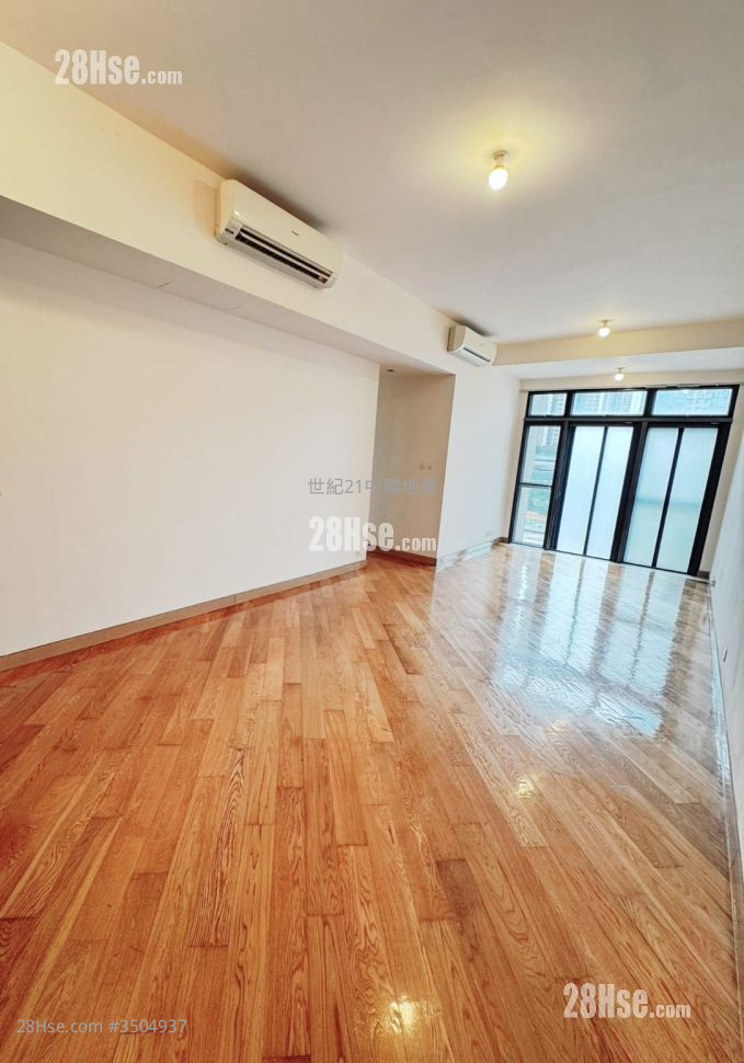 The Wings Rental 3 Bedrooms , 2 Bathrooms 1,096 ft² ( 101.8 m² )