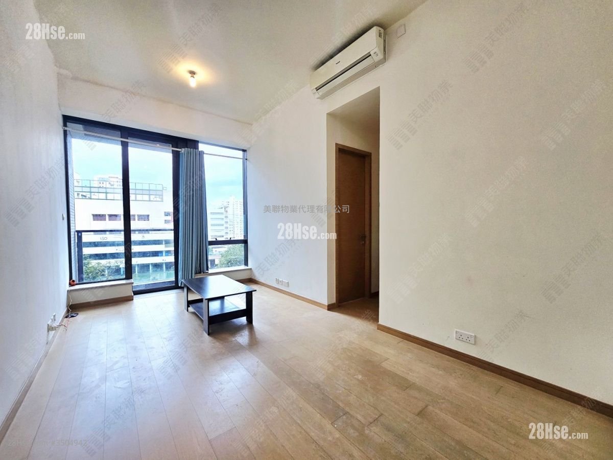 Mantin Heights Rental 2 Bedrooms , 1 Bathroom 587 ft² ( 54.5 m² )