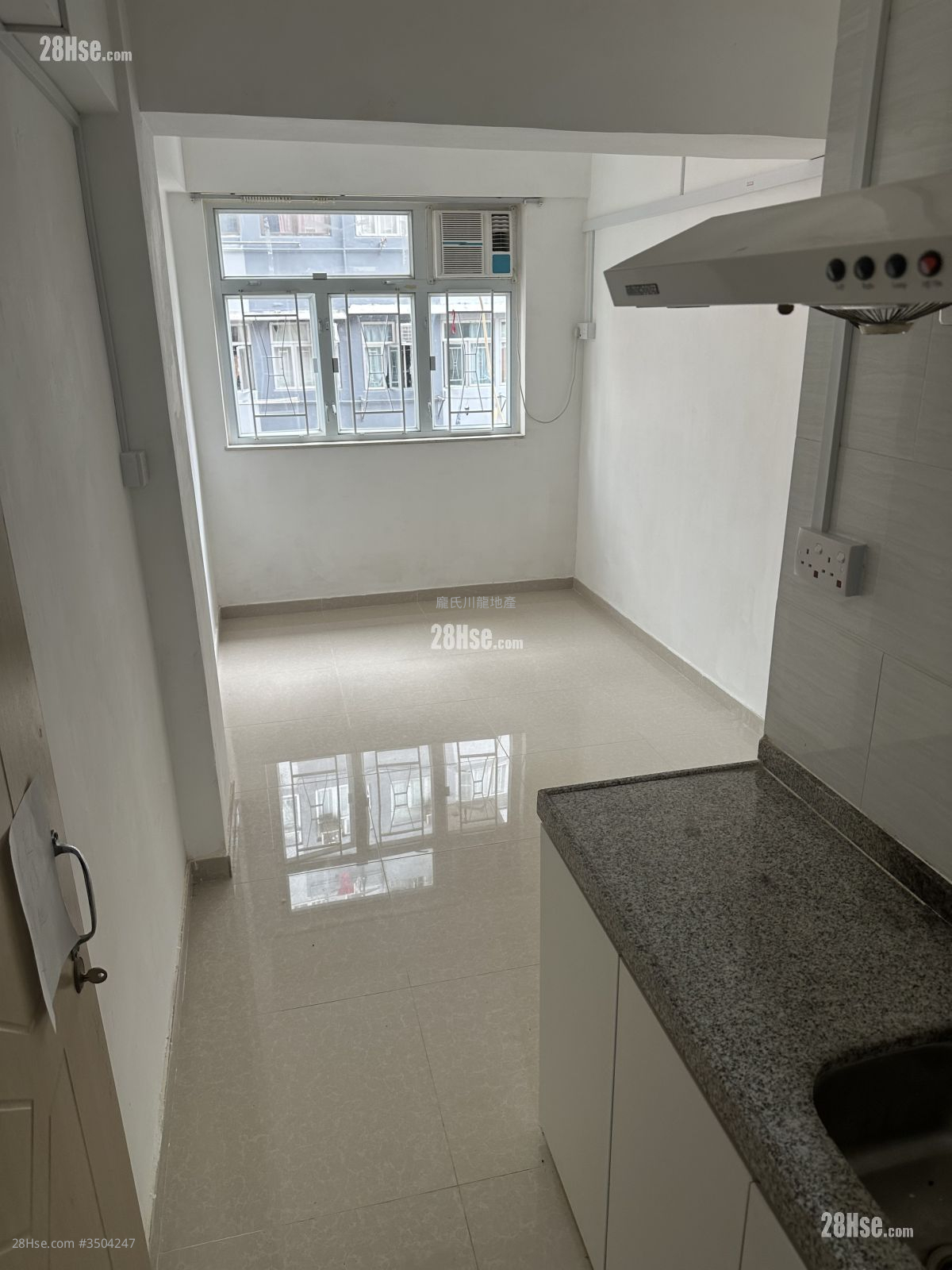 Sun Wing Building Rental Studio , 1 Bathroom 150 ft² ( 13.9 m² )
