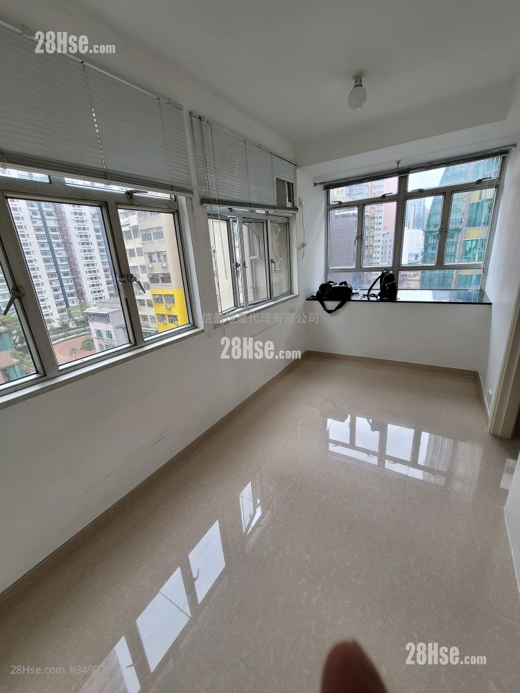 Kin Yip Mansion Sell 1 Bedroom , 1 Bathroom 229 ft² ( 21.3 m² )