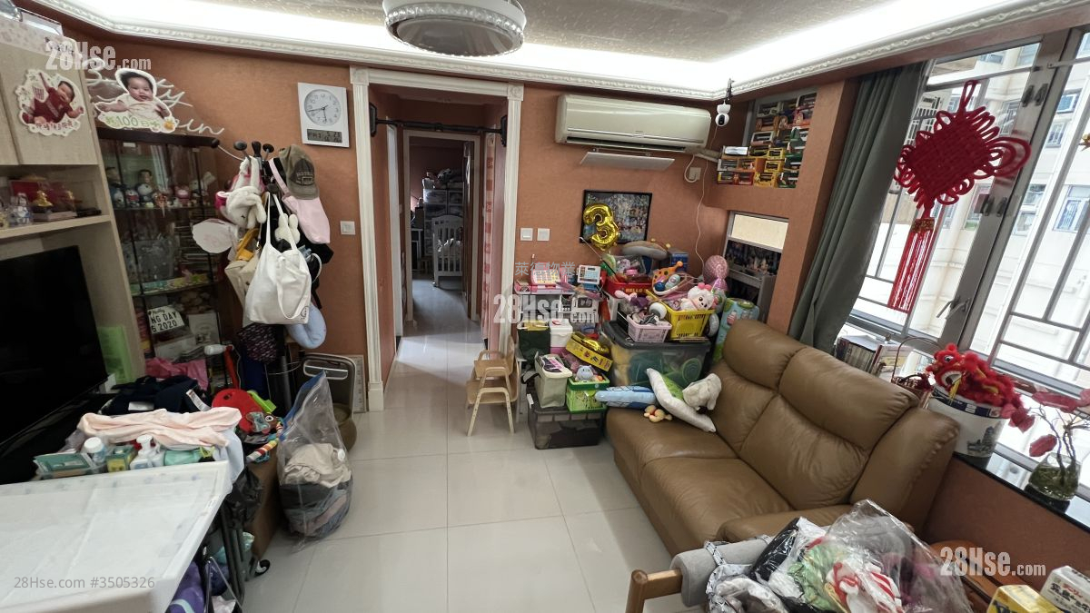 Kingsford Terrace Sell 2 Bedrooms , 1 Bathroom 484 ft² ( 45.0 m² )
