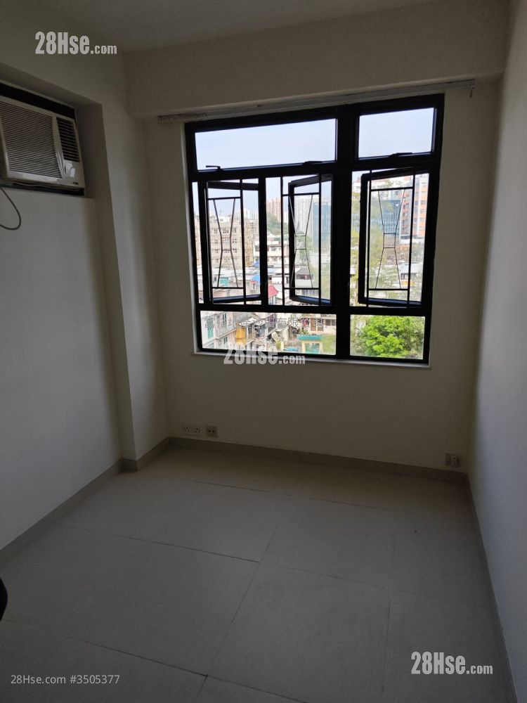 Rich Court Rental 1 Bedroom , 1 Bathroom 276 ft² ( 25.6 m² )