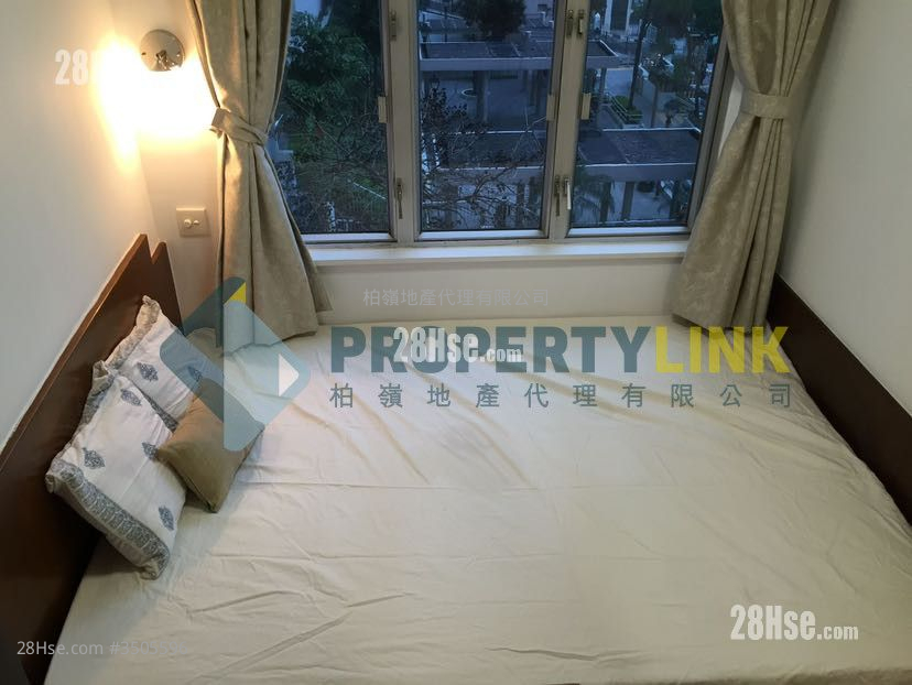 Ying Pont Building Sell Studio , 1 Bathroom 260 ft² ( 24.2 m² )