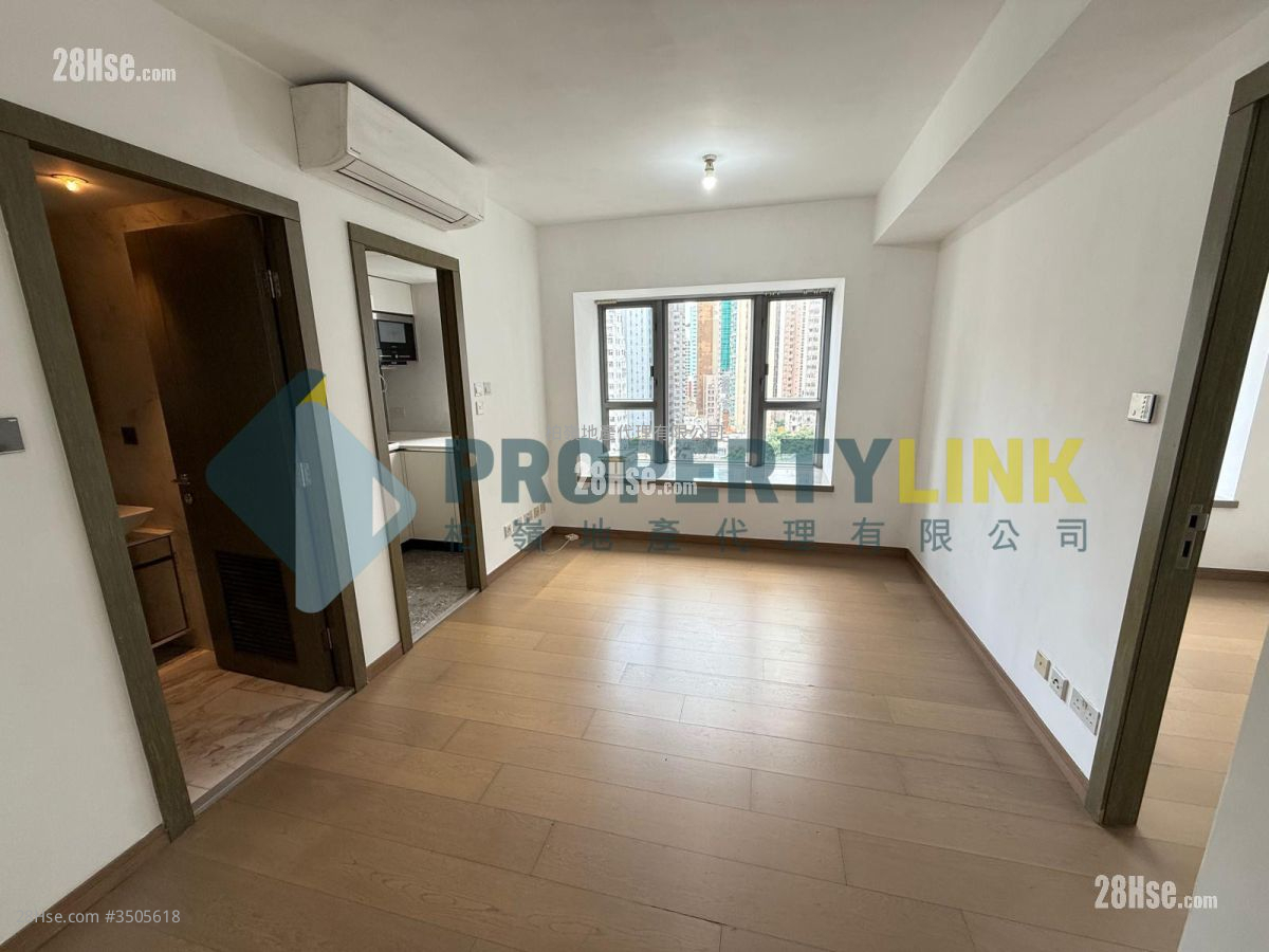 Centrepoint Sell 1 Bedroom , 1 Bathroom 337 ft² ( 31.3 m² )