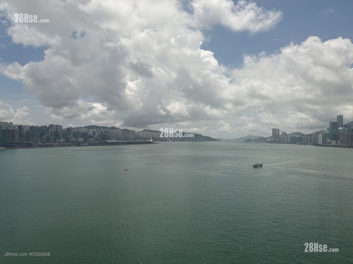 海逸豪园 售盘 3 房 , 2 浴室 1,102 平方尺 ( 102.4 平方米 )