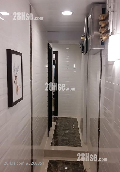 Kwong Yuen Building Rental Studio , 1 Bathroom 150 ft² ( 13.9 m² )