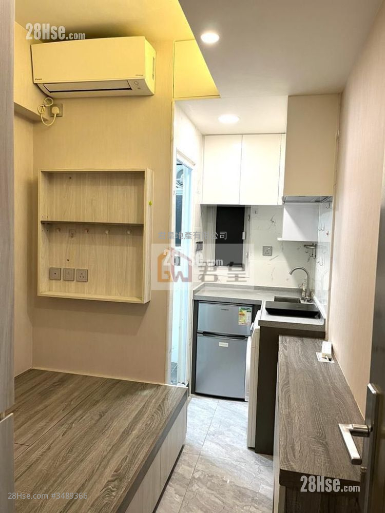 Pak Po Mansions Rental Studio , 1 Bathroom 150 ft² ( 13.9 m² )