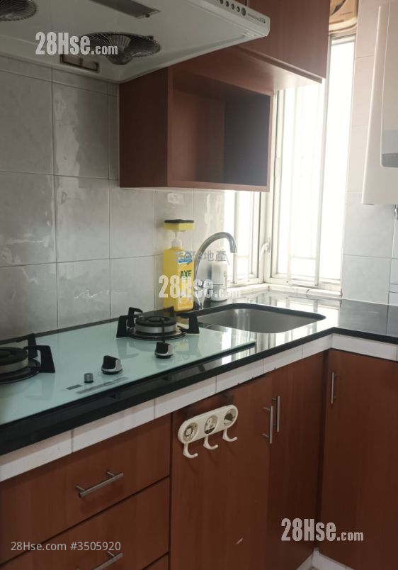 Causeway Centre Sell 1 Bedroom 302 ft² ( 28.1 m² )