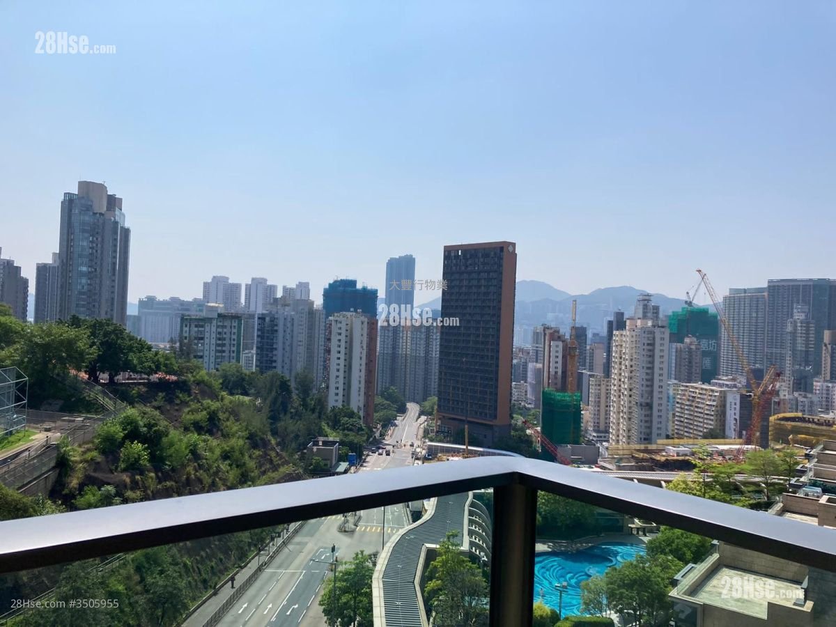 Ultima Sell 4 Bedrooms , 3 Bathrooms 1,479 ft² ( 137.4 m² )