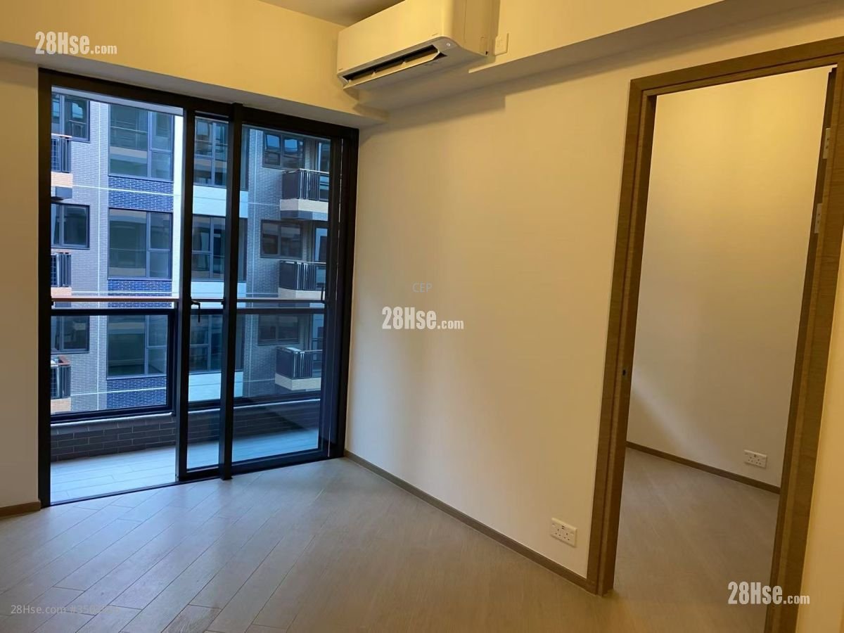 High Park Rental 1 Bedroom 343 ft² ( 31.9 m² )