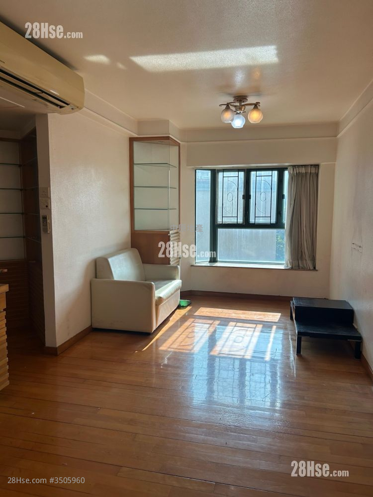 Greenery Place Sell 3 Bedrooms 594 ft² ( 55.2 m² )