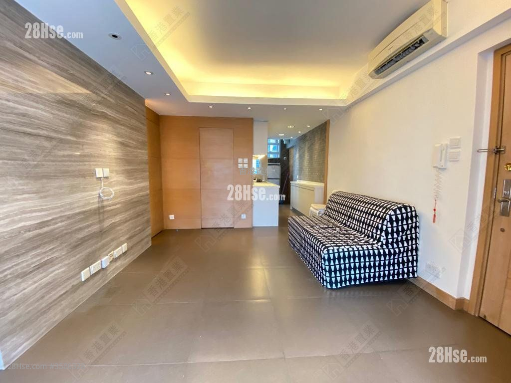 Sussex Court Rental 2 Bedrooms , 1 Bathroom 445 ft² ( 41.3 m² )