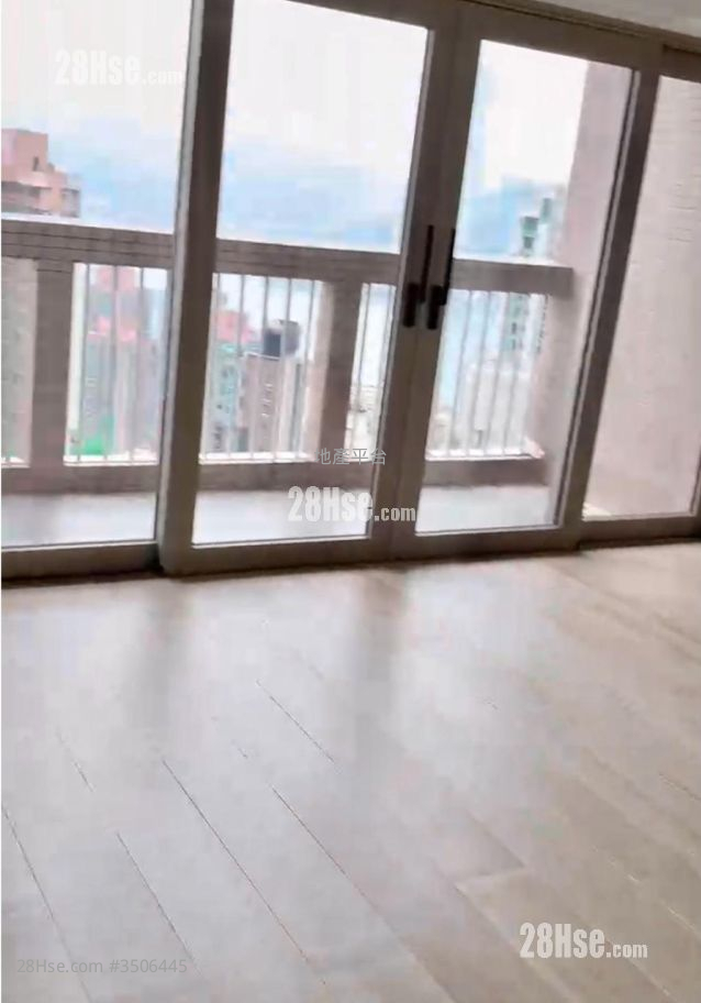 Realty Gardens Rental 3 Bedrooms , 2 Bathrooms 1,166 ft² ( 108.3 m² )