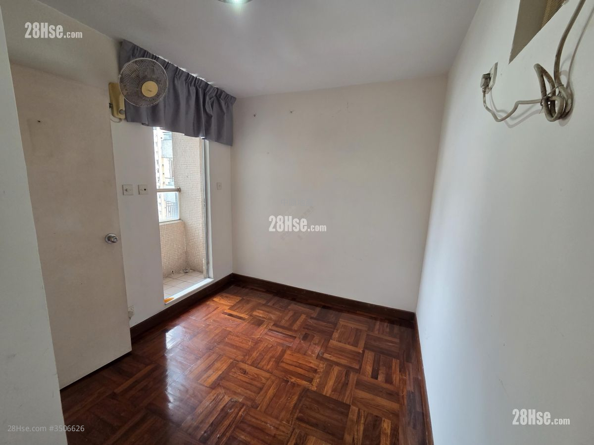Kai Tak Garden Sell 2 Bedrooms 554 ft² ( 51.5 m² )